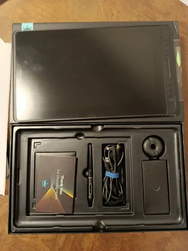 Mesa digitalizadora Huion Kamvas Pro 16 + Suporte - Excelente Estado
