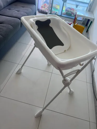 Banheira Burigotto com Suporte + Redutor Anatômico - Excelente Estado