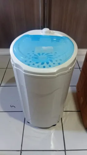 Vende-se centrífuga de roupas