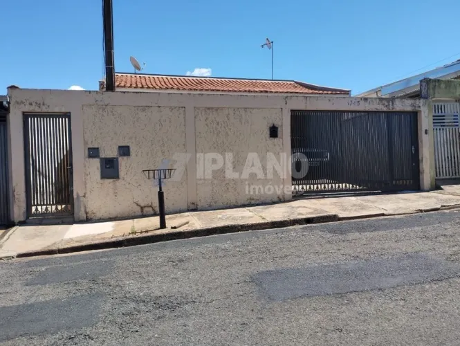 Venda de Casas / Padrão na cidade de Araraquara