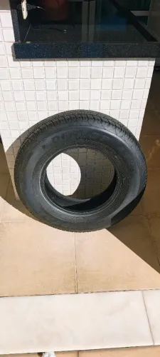 PNEU JIMNY SIERRA