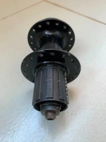 Relação Cubo Bontrager TREK 10v 32 furos Aro 29 R$350,00