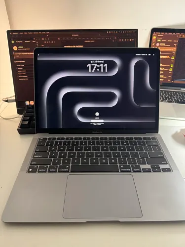 Macbook Air M1 - 256GB 8GB RAM SPACE GRAY