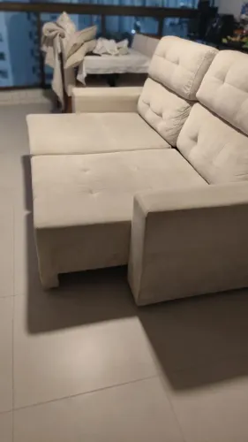 Sofá retrátil e reclinável R$ 2.000,00