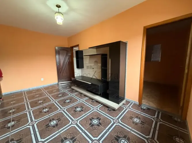 Casa - Jardim São Judas Tadeu - 3 Dormitórios - 70m².