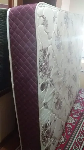 Colchão casal semi novo