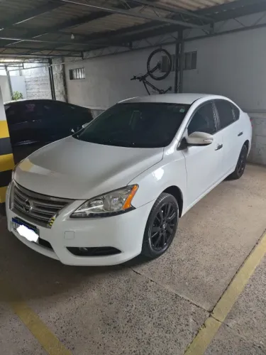 Nissan Sentra SL 2.0/ 2.0 Flex Fuel 16V Aut. 2015