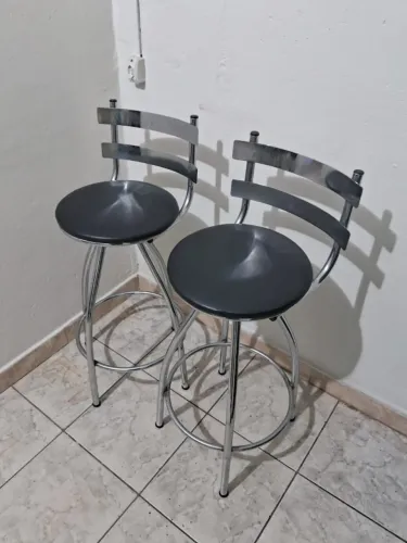 2 Banquetas usadas
