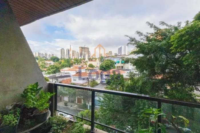 Amplo Apartamento para Locação | 134 m² | 3 Dormitórios + 2 Vagas | Vila Madalena