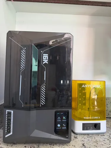 Máquina de impressão em Resina