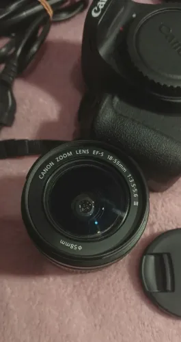 Canon EOS Rebel T100 + lente ? Muito bem conservada
