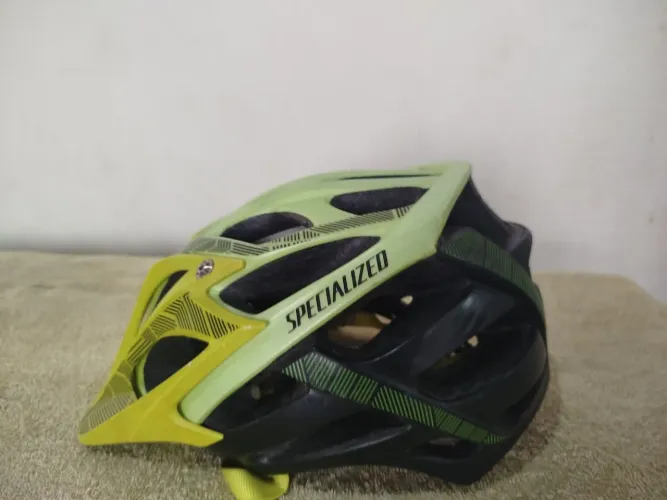 Capacete Specialized tamanho G