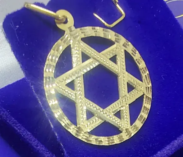 Pingente Grande Estrela de Davi 3.20 Gramas 26 mm Ouro 18 Kilates 