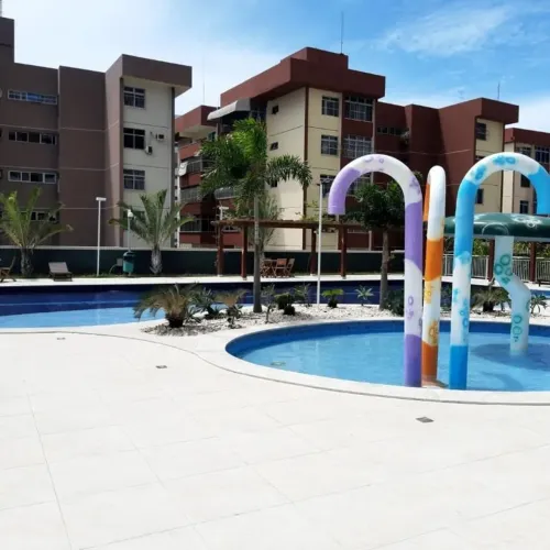 Apartamento com 2 dormitórios para alugar, 50 m² por R$ 3.314,88/mês - Benfica - Fortaleza