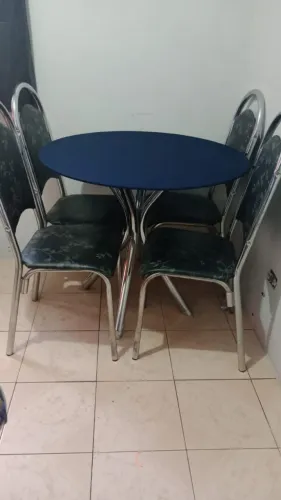 Mesa de Jantar Simples