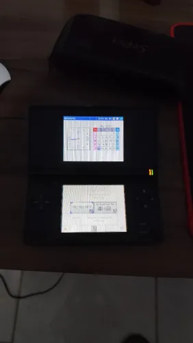 Nintendo DS Lite Azul + Cartão R4 Gold Pro + Carregador Original - Perfeitamente Funcional