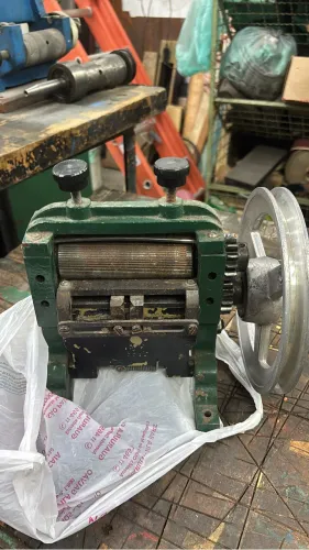 Máquina de Dobrar Orlar Tiras