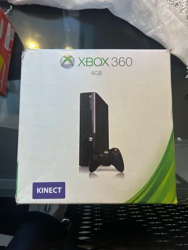 Xbox 360 na caixa