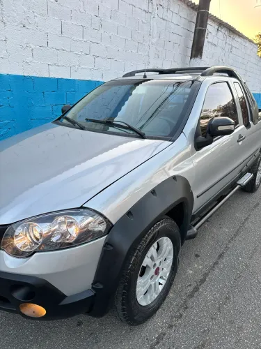 Fiat Strada Adventure 1.8/ 1.8 Locker Flex CE 2011