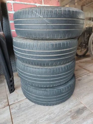 Pneu ? aro 185 60 R15