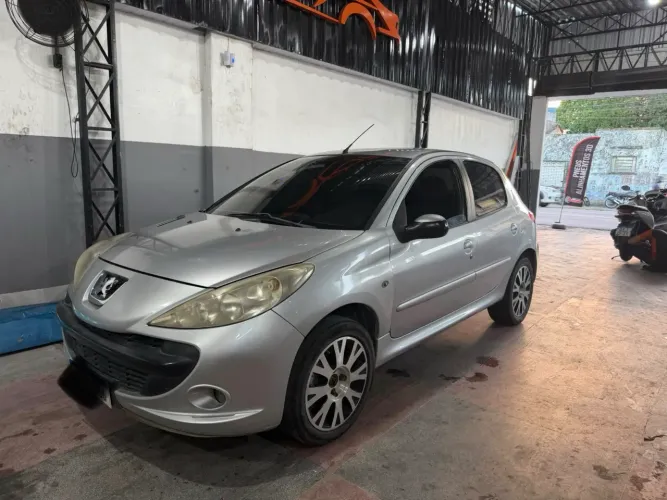 Peugeot 207 XR Sport 1.4 Flex 8V 3P 2009
