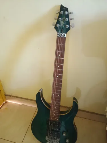 Guitarra rara