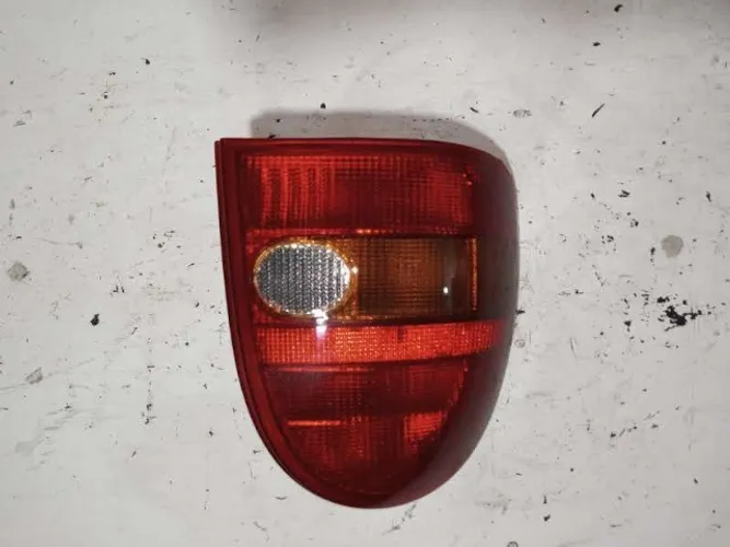 Lanterna Traseira Corsa 94/99 Tricolor L.E (Novo)