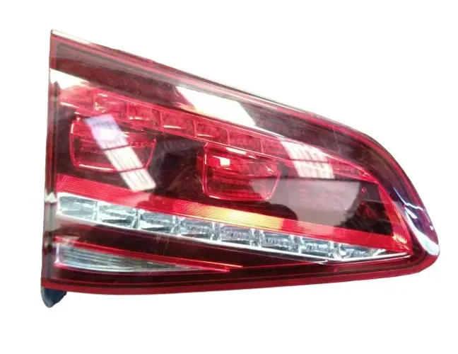 Lanterna esquerda tampa traseira VW golf Gti 2.0 2015