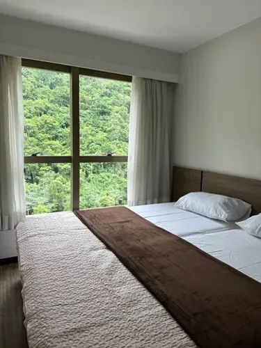 Incrível flat na Barra da Tijuca sem depósito e sem fiador