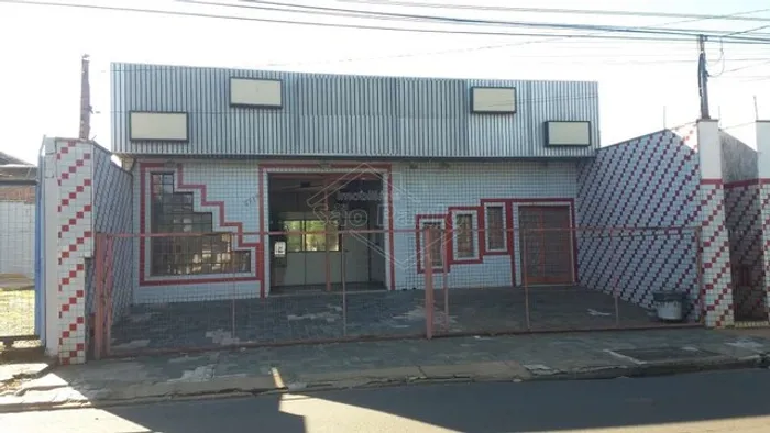 Venda de Comercial / Barracão/Galpão na cidade de Araraquara