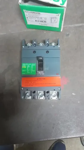 Disjuntor Trifásico Caixa Moldada 175a - Schneider