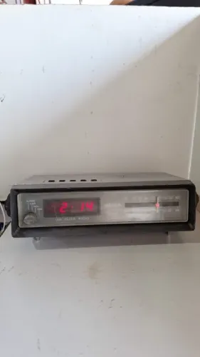 Radio relógio antigo Semp 79,00 funcionando - 0108