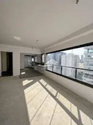 Apartamento à Venda na Rua Lisboa 104 m², 2 Suítes, 1 vaga