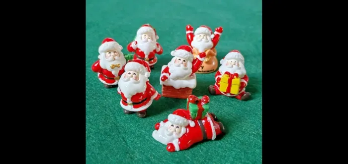 Kit 7 minis Papais Noéis