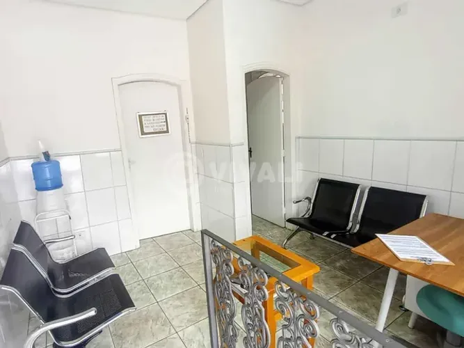 Sala - / Comercial / Centro