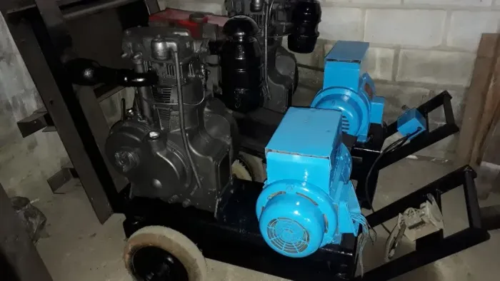 Grupo Gerador 10 KVA trifásico 220/127 Volts Motor Agrale M93 usado Gerador Kohlbach