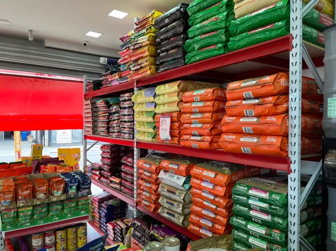 Pet shop