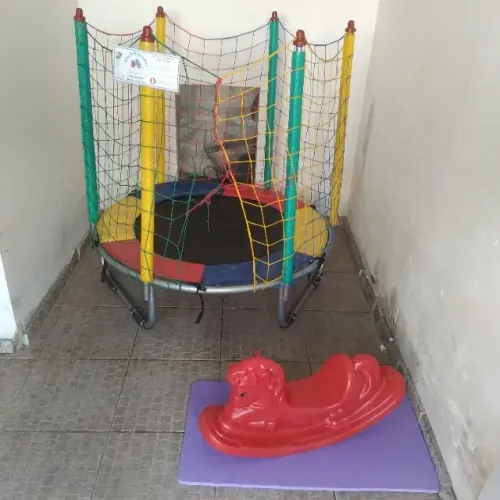 Última Chance: Venda Cama Elástica 1,5m Semi Nova