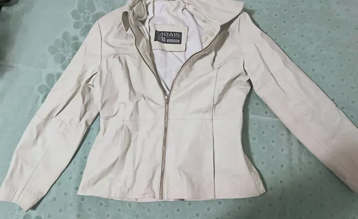 Jaqueta de couro bege MOAIS