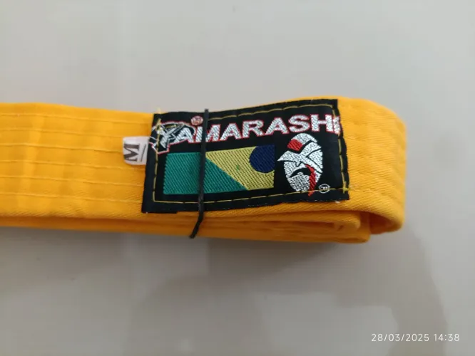 Faixa amarela YAMARASHI