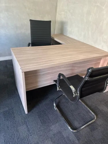 MESA DE ESCRITÓRIO 1.50x1.60 LOJA IKONMIXOFFICE