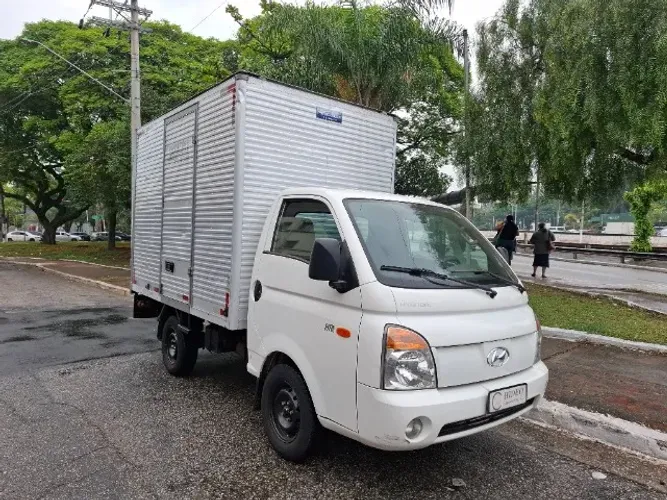 HR 2011 Bau 8v Pouco Rodado