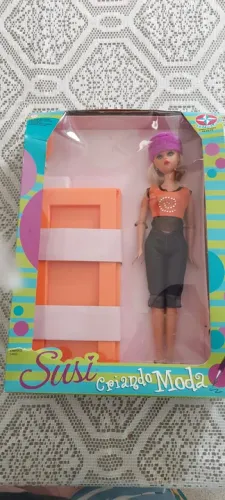 Boneca Susi Criando Moda 2008