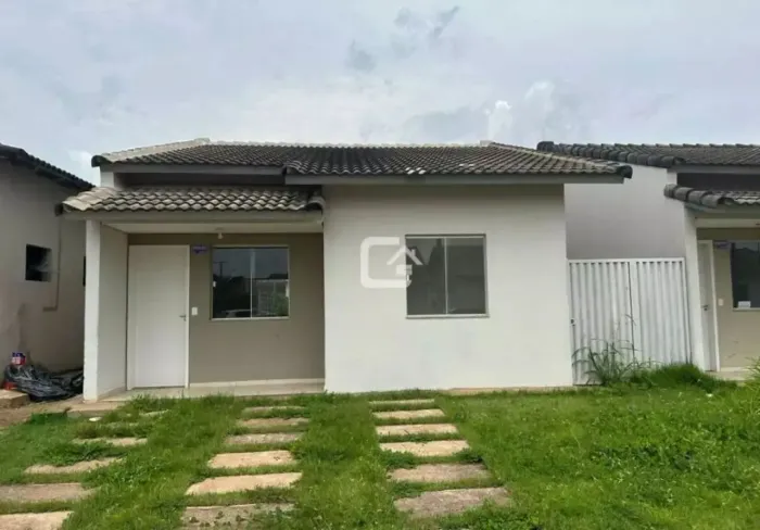 Casa com 3 dormitórios para alugar, 83 m² por R$ 2.200/mês - Condomínio Residencial Terra 