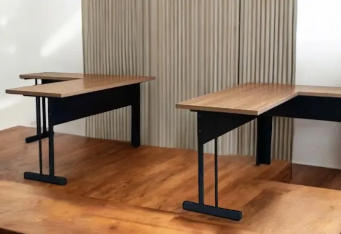 Mesa escritório  L em 150x150x60 sem gavetas Entrega com taxa