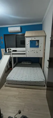 Beliche montessoriana casal e solteiro com escorregador