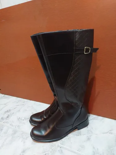 Bota Feminina Cano Longo - Marrom