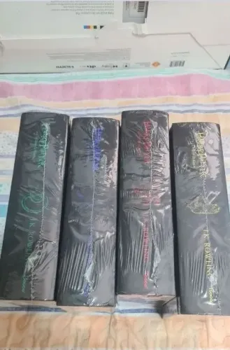 Harry Potter - Coleção Capa Dura 4 CASAS A ORDEM DA FENIX- ROCCO- COMPLETA<br>R$ 350,00