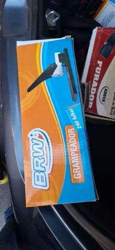 Grampeador 240 folhas acompanha 10 caixa de grampos