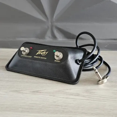 Footswitch para amplificadores Peavey + Cabo de 5 metros.